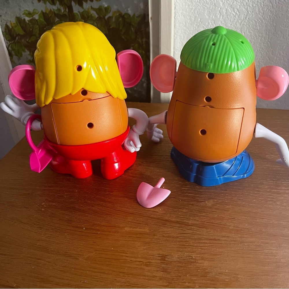 Mr. and Mrs. Potato Head Toy Set - Multicolor - Picture 2 of 4
